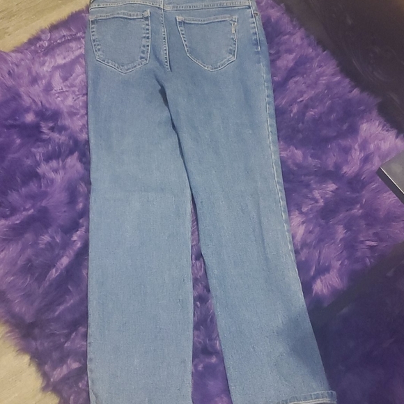 Jeans - Picture 2 of 2